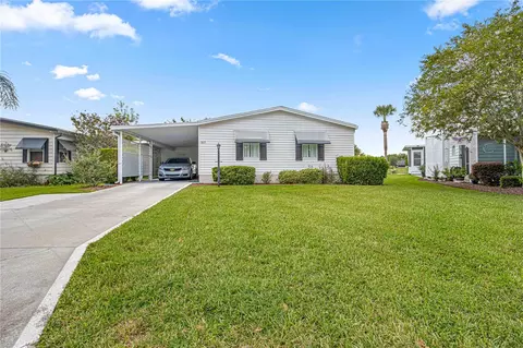 823 Aloha Way, Lady Lake, FL 32159