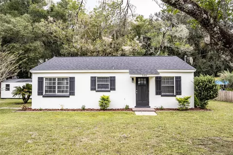 500 Gray Ave, Wildwood, FL 34785