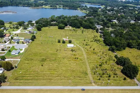40923 Maxwell Rd, Umatilla, FL 32784