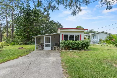 15432 Santa Fe Trl, Eustis, FL 32726