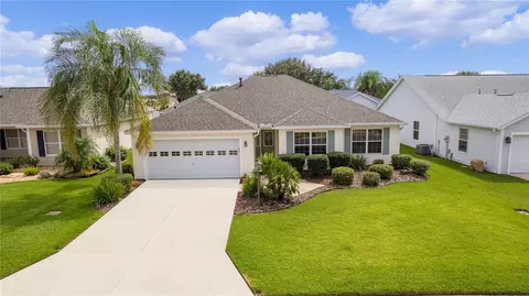 1888 Caryle Ln, The Villages, FL 32162