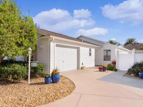 893 Eldra Loop, The Villages, FL 32162