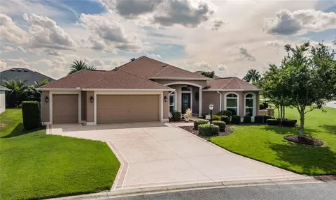 2084 Nordic Ln, The Villages, FL 32163