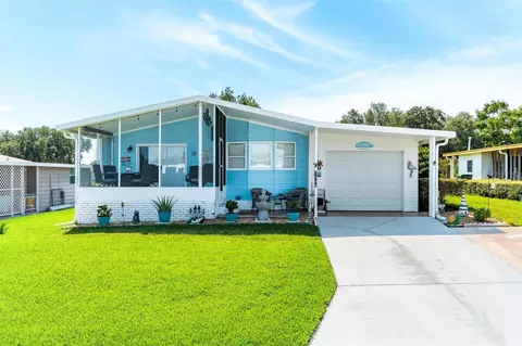 2349 W Coach N Four Dr, Leesburg, FL 34748