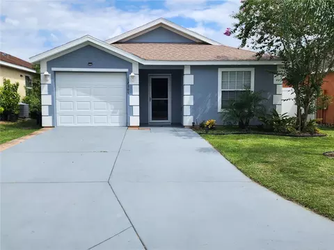 12395 NE 51st Ter, Oxford, FL 34484
