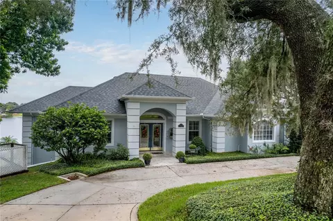 2720 E Crooked Lake Dr, Eustis, FL 32726