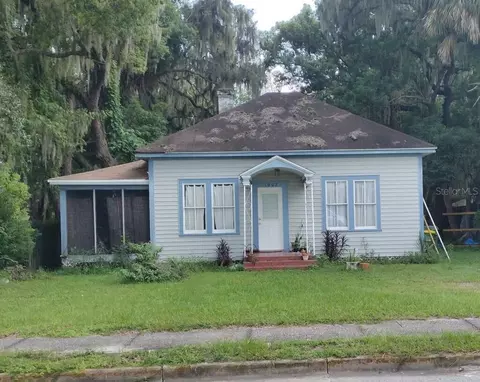 1007 Herndon St, Leesburg, FL 34748