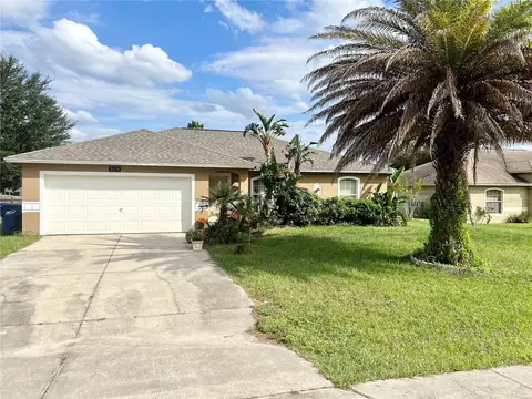 8018 Cardinal Winds Ln, Mascotte, FL 34753
