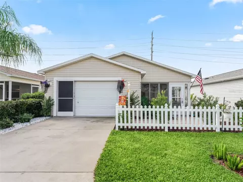 9336 SE 173rd Hyacinth St, The Villages, FL 32162