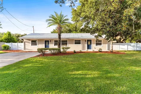 11133 Lake Eustis Dr, Leesburg, FL 34788