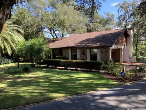 19838 Eldorado Dr, Eustis, FL 32736