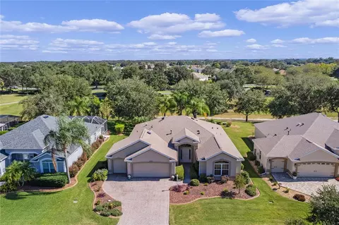 812 Castleberry Cir, The Villages, FL 32162
