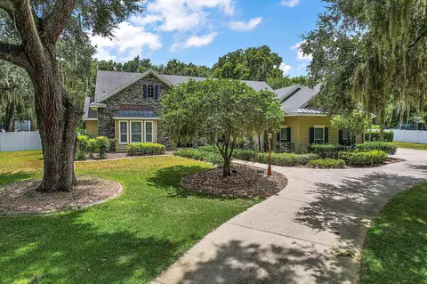 1307 Howard Rd, Leesburg, FL 34748