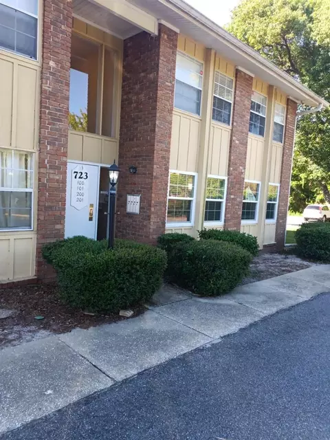 723 Perkins St #100A, Leesburg, FL 34748