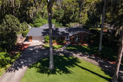 11219 Dead River Rd, Tavares, FL 32778