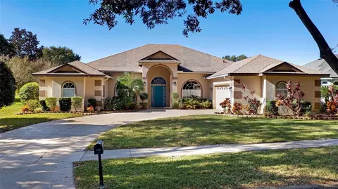 9925 Spring Lake Dr, Clermont, FL 34711