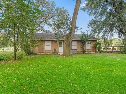 994 Cr 722, Webster, FL 33597 photo 1