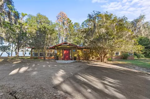 19341 Dorr Rd, Altoona, FL 32702