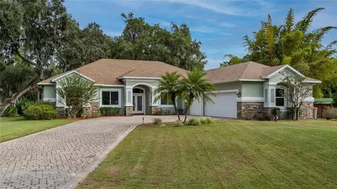9502 Louisa Woods Ct, Clermont, FL 34711