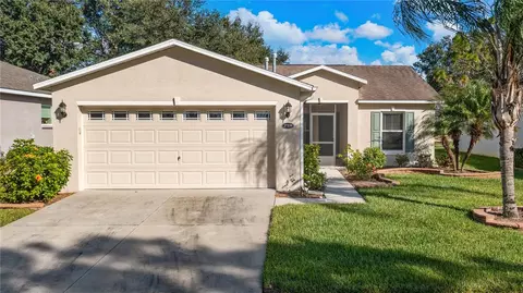 27339 Roanoke Dr, Leesburg, FL 34748