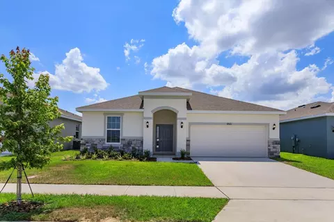 450 Silver Palm Dr, Haines City, FL 33844