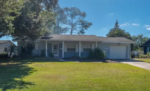 1333 Lee Ct, Leesburg, FL 34748