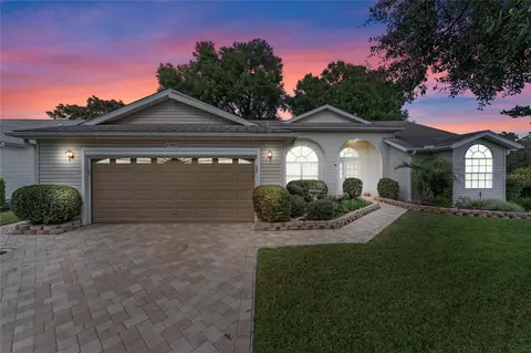 25462 Crestwater Dr, Leesburg, FL 34748