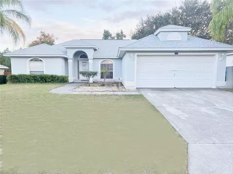 1092 Vanderbilt Dr, Eustis, FL 32726 photo 1
