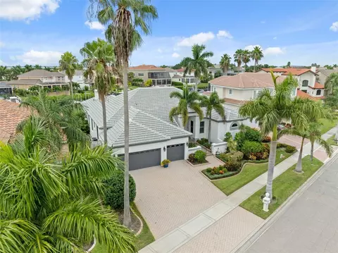 1407 Alhambra Dr, Apollo Beach, FL 33572