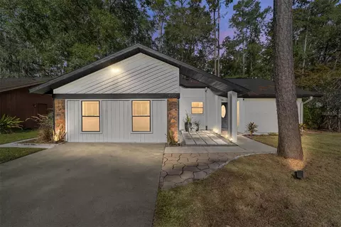 4930 NW 37th Pl, Gainesville, FL 32606