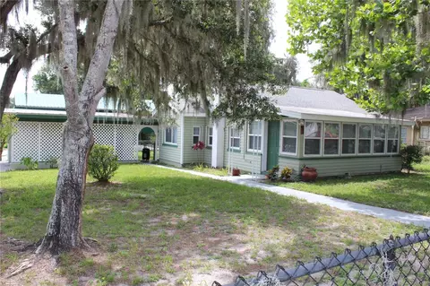 731 N Grove St, Eustis, FL 32726