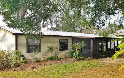 624 First Ave, Lady Lake, FL 32159