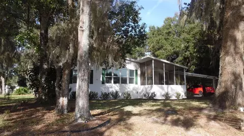 44 Robin Rd, Wildwood, FL 34785