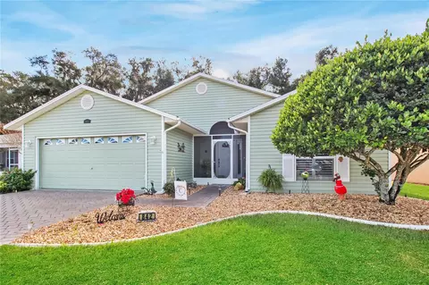 842 Old Oaks Ln, Leesburg, FL 34748