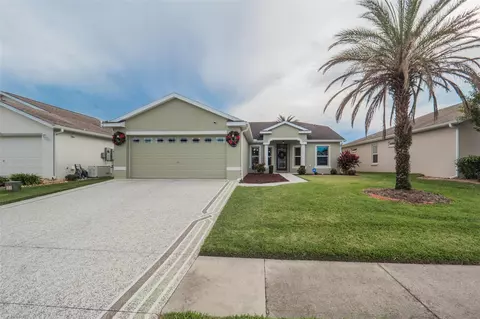 27139 Roanoke Dr, Leesburg, FL 34748