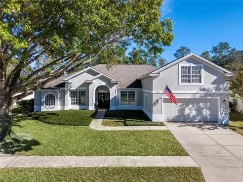9041 Laurel Ridge Dr, Mount Dora, FL 32757