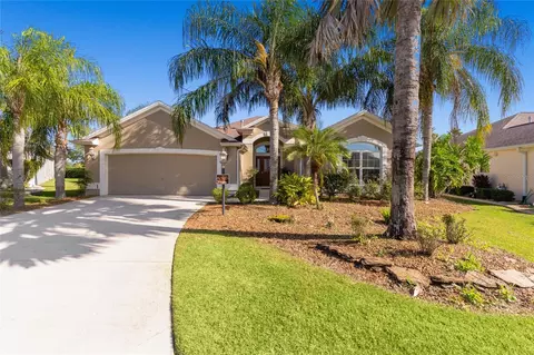 722 Cordova Cir, The Villages, FL 32162