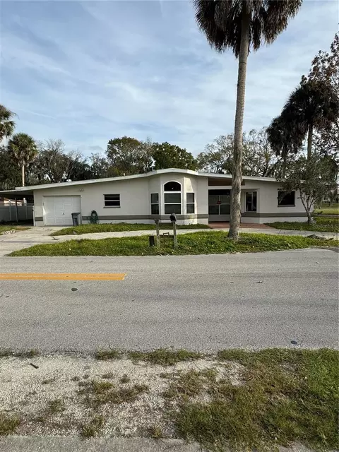 421 NW 14th Pl, Crystal River, FL 34428