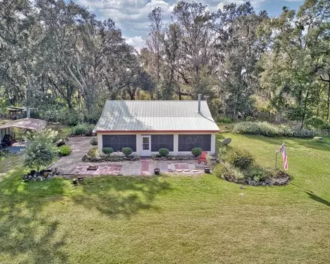 7496 County Road 736, Center Hill, FL 33514
