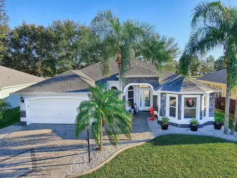 2411 Tamarindo Dr, The Villages, FL 32162