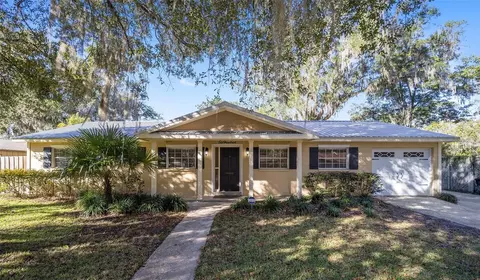 600 NE 7th Ter, Gainesville, FL 32601