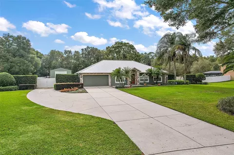 7424 Lake Marni Ct, Mount Dora, FL 32757