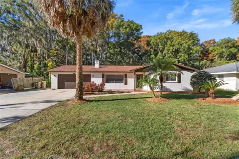 30731 Cove Rd, Tavares, FL 32778