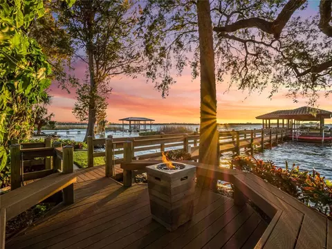 30009 Sunset Pointe, Tavares, FL 32778