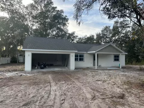 27139 Loper St, Yalaha, FL 34797