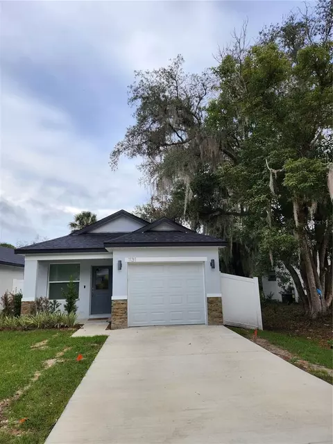1131 E Clifford Ave, Eustis, FL 32726