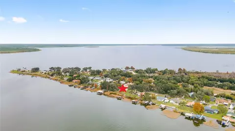 7124 Treasure Island Rd, Leesburg, FL 34788