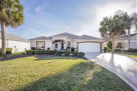 1806 Augustine Dr, The Villages, FL 32159