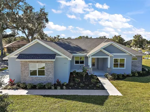 849 Oaks Shores Rd, Leesburg, FL 34748