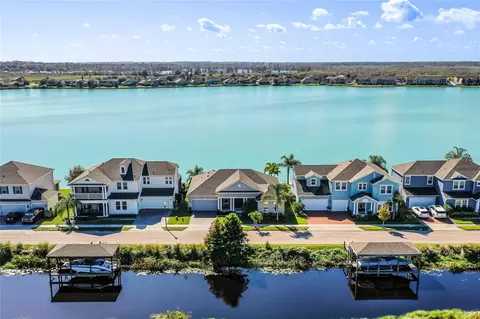493 Blue Cypress Dr, Groveland, FL 34736